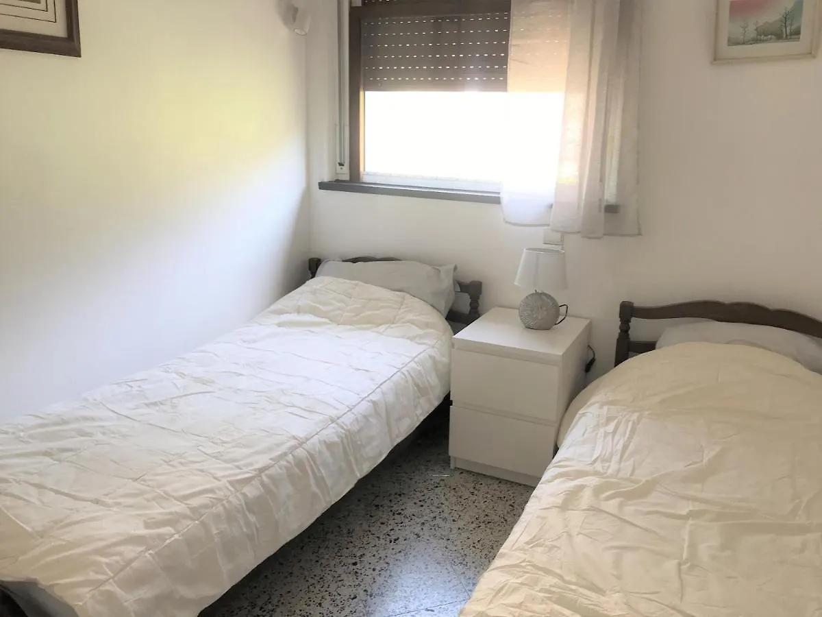 Appartement Apartamento En Roses Con Vistas Al Mar A 50 Metros De La Playa 0*,  Espagne