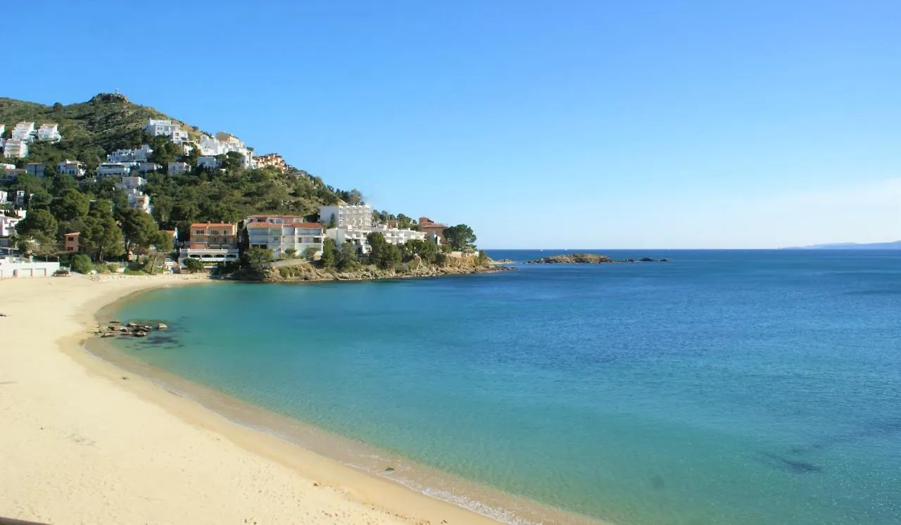 Apartamento En Roses Con Vistas Al Mar A 50 Metros De La Playa Apartment